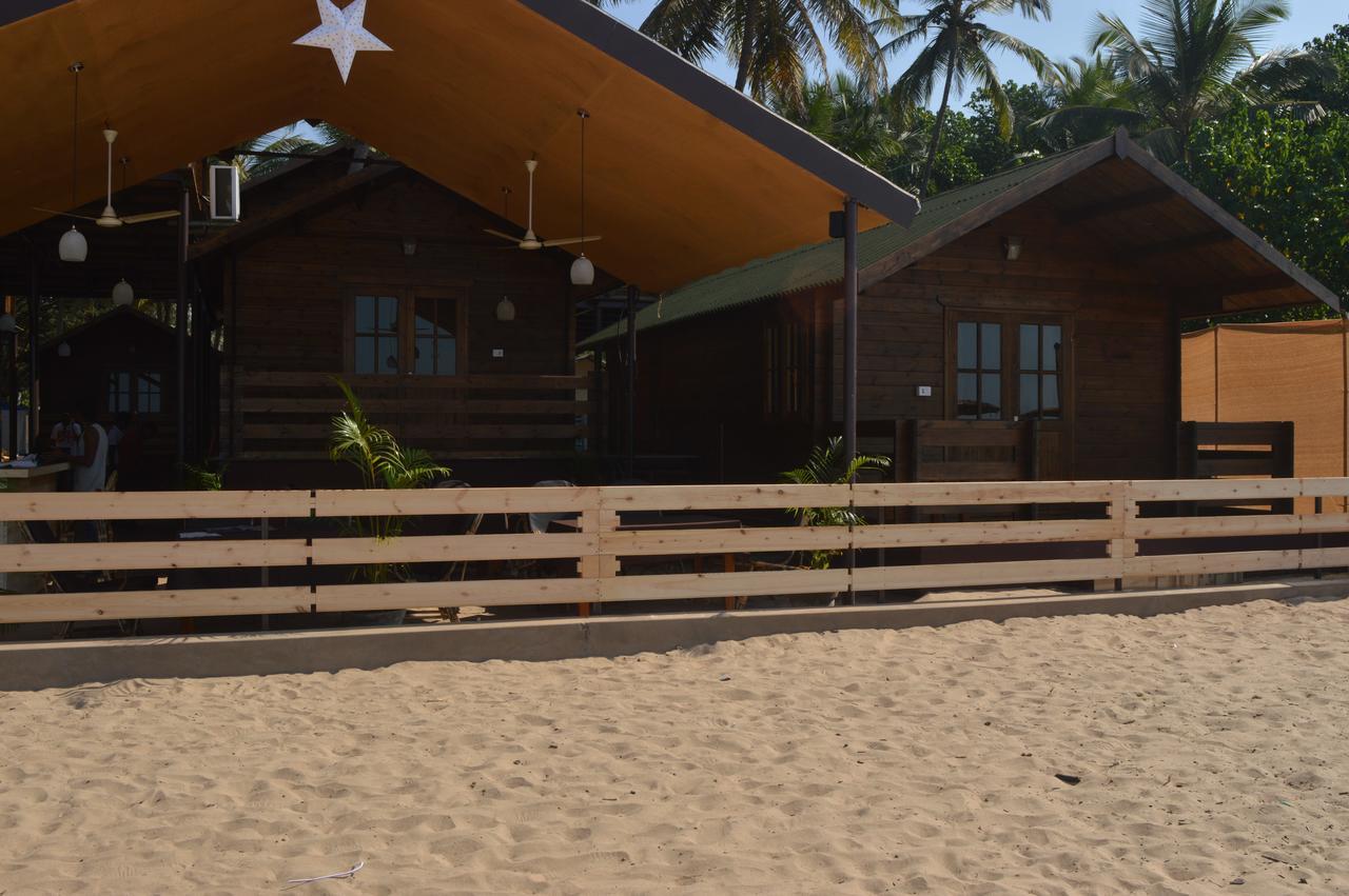 Anantra Sea View Resort Агонда Экстерьер фото