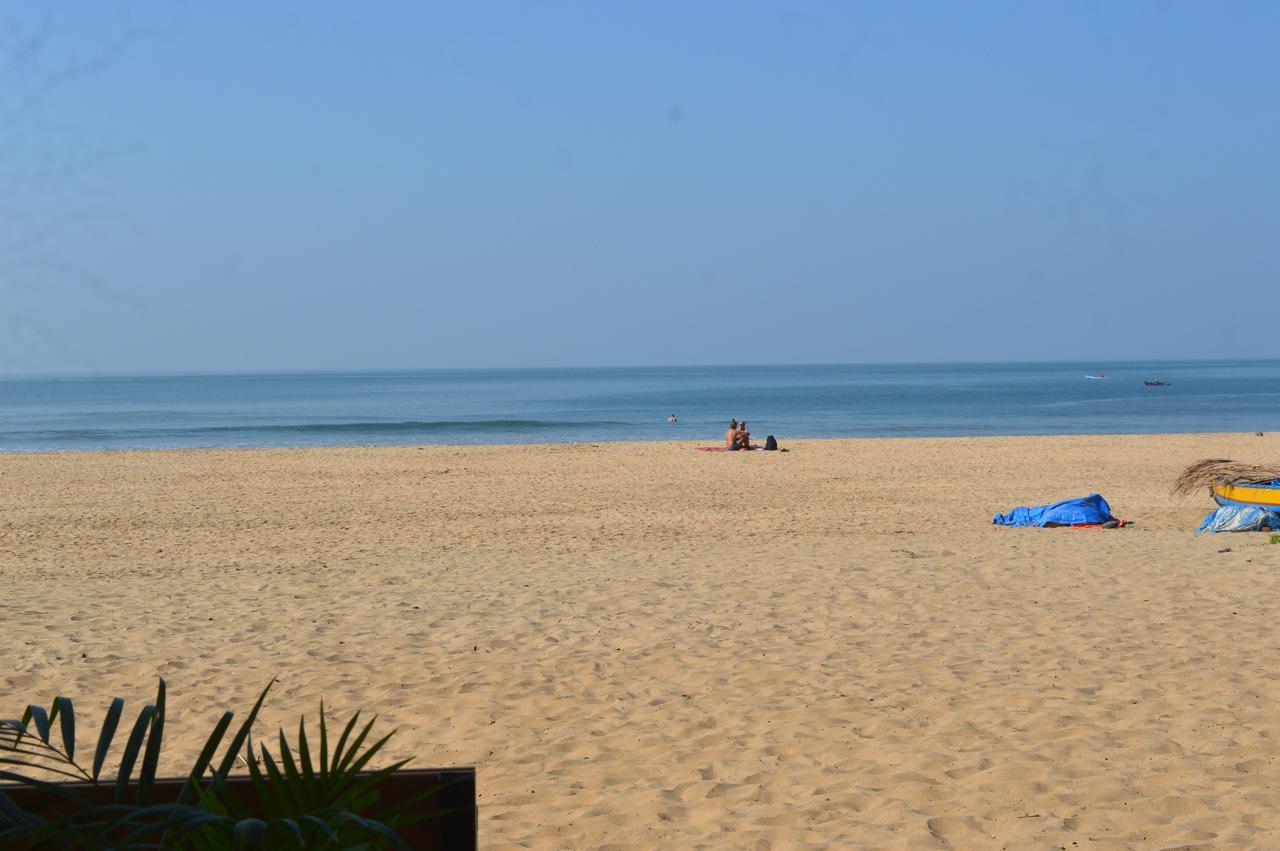 Anantra Sea View Resort Агонда Экстерьер фото
