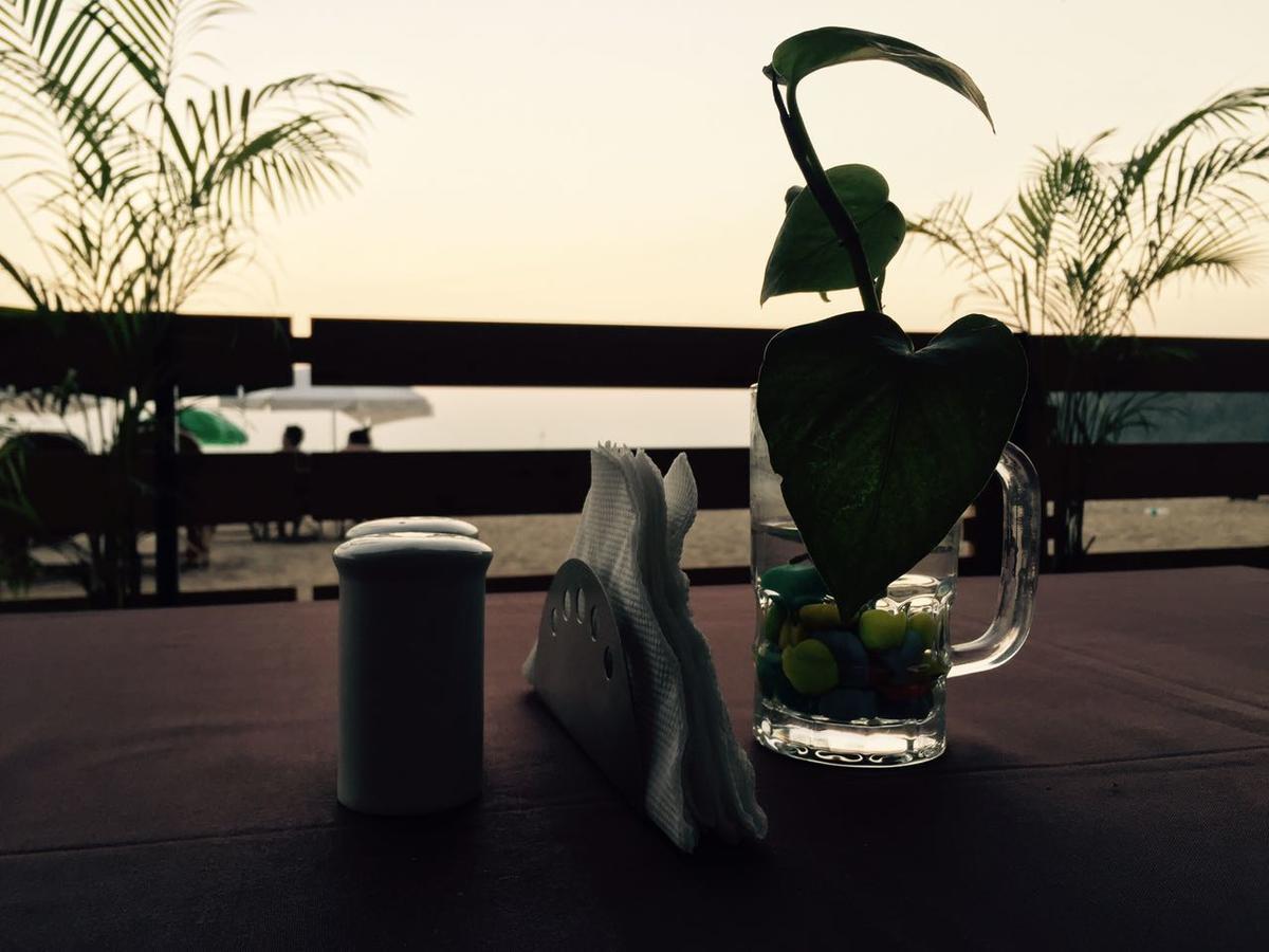 Anantra Sea View Resort Агонда Экстерьер фото