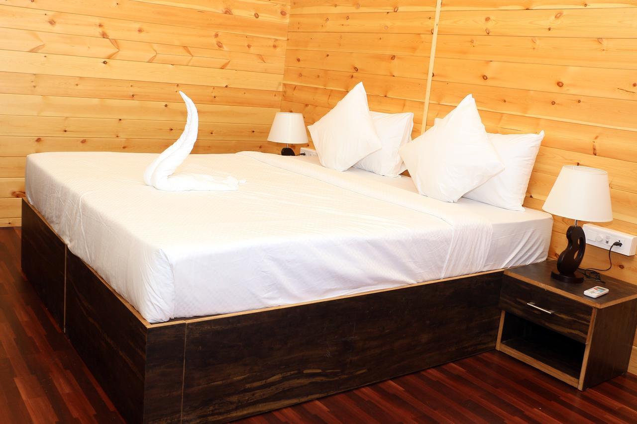 Anantra Sea View Resort Агонда Экстерьер фото