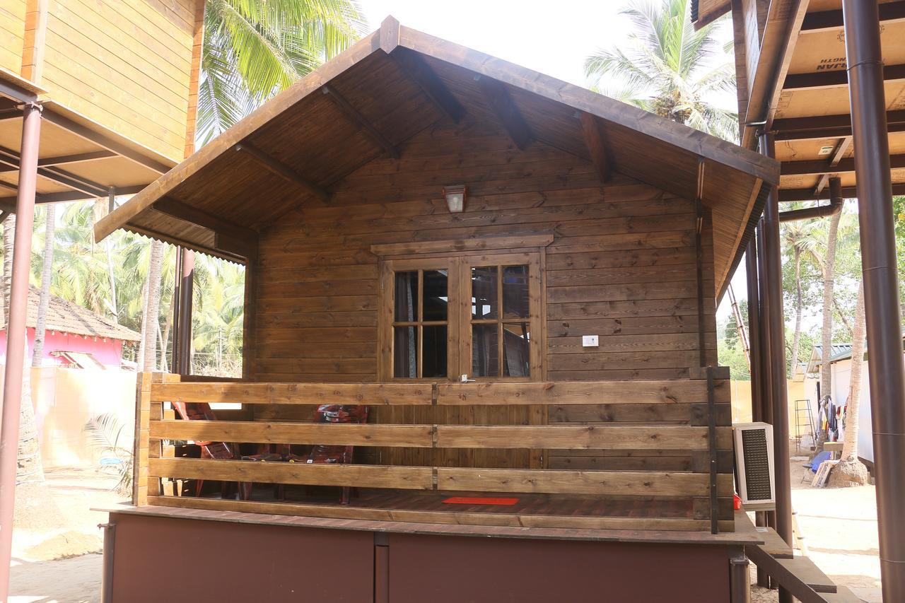 Anantra Sea View Resort Агонда Экстерьер фото